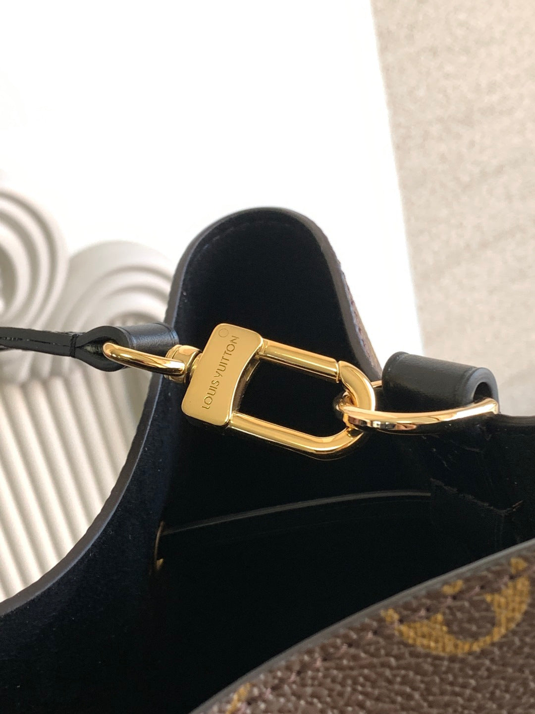 Top-tier Authentic-Grade Quality handbag Size: 26.0 x 26.0 x 17.5 cm