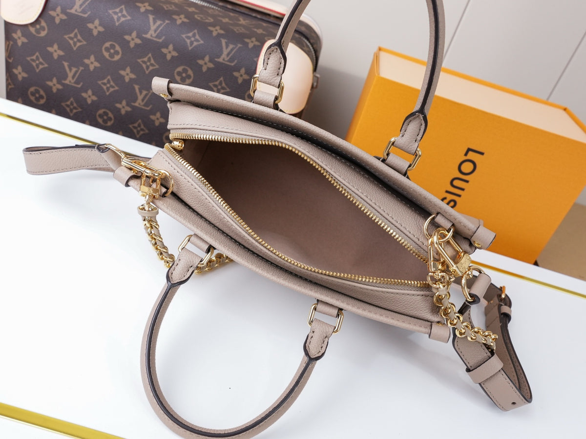 Top-tier Authentic-Grade Quality handbag Size:25.0 x 13.0 x 10.0 cm