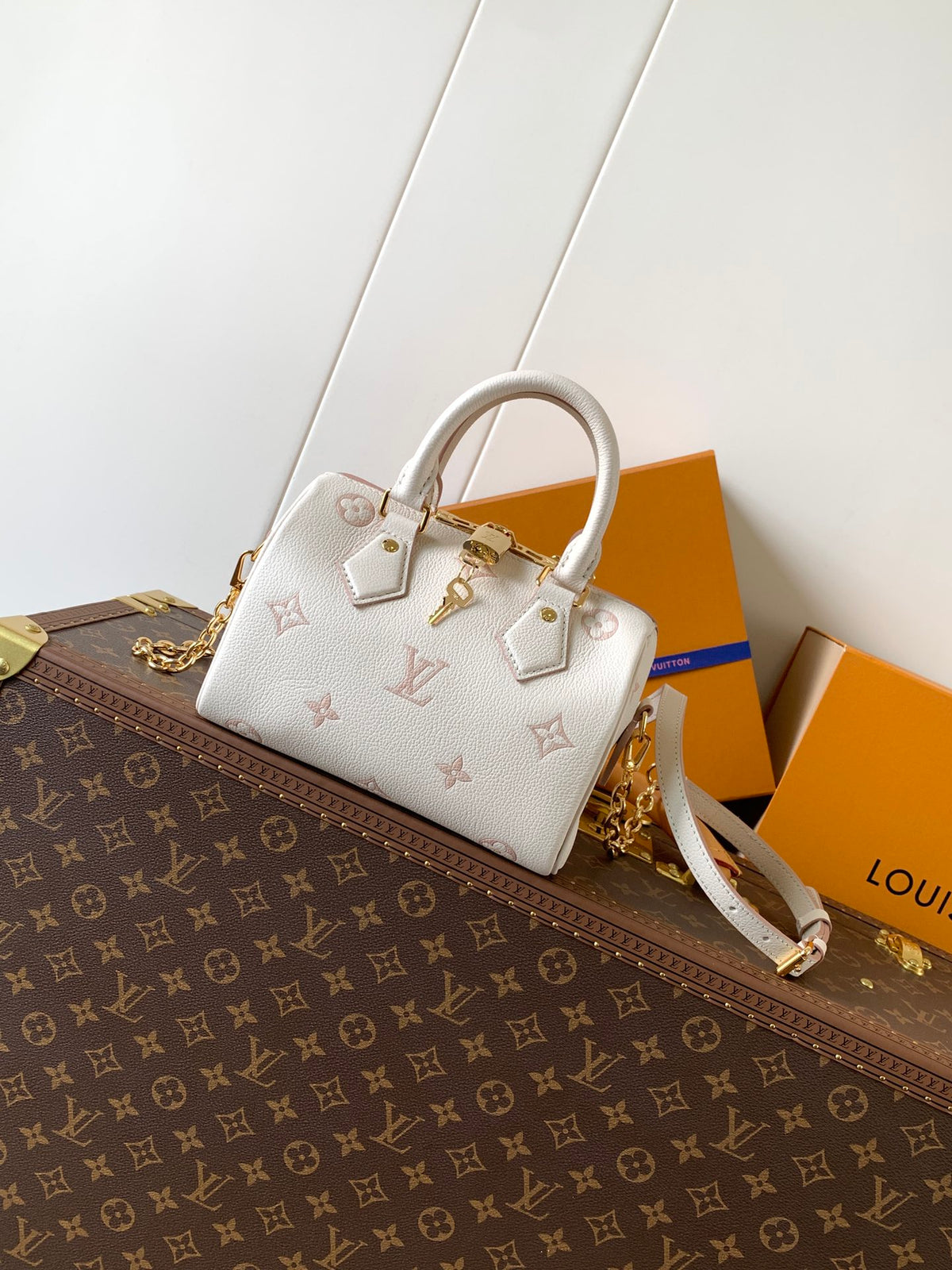 Top-tier Authentic-Grade Quality handbag Size: 13.5 x 12 x 20.5 cm