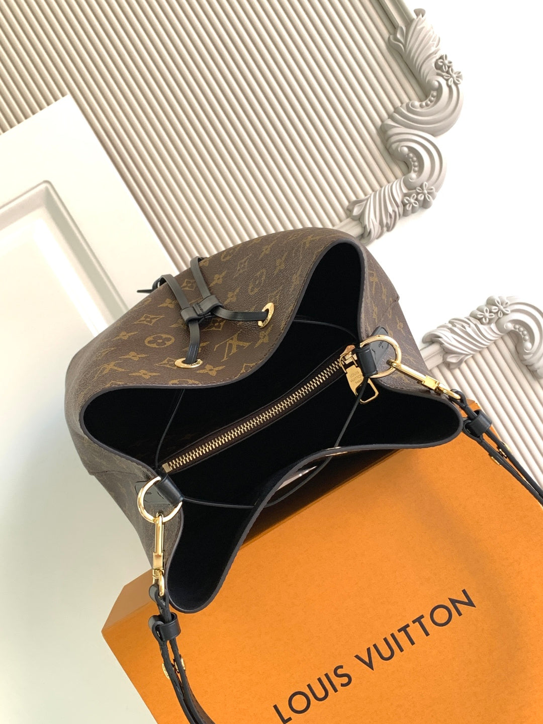 Top-tier Authentic-Grade Quality handbag Size: 26.0 x 26.0 x 17.5 cm