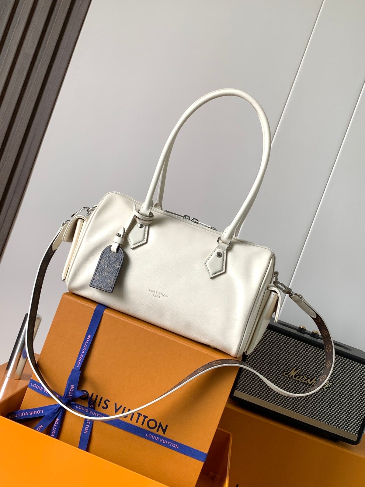 Top-tier Authentic-Grade Quality handbag Size: 17 x 12 x 28 cm