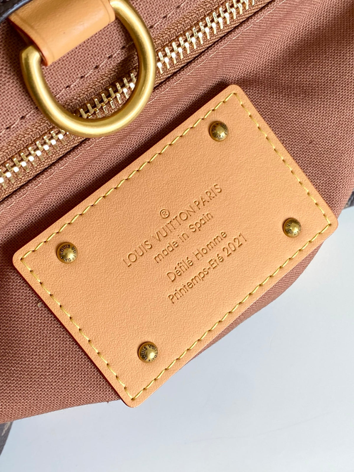 Top-tier Authentic-Grade Quality handbag Size: 32 x 16 x 40 cm