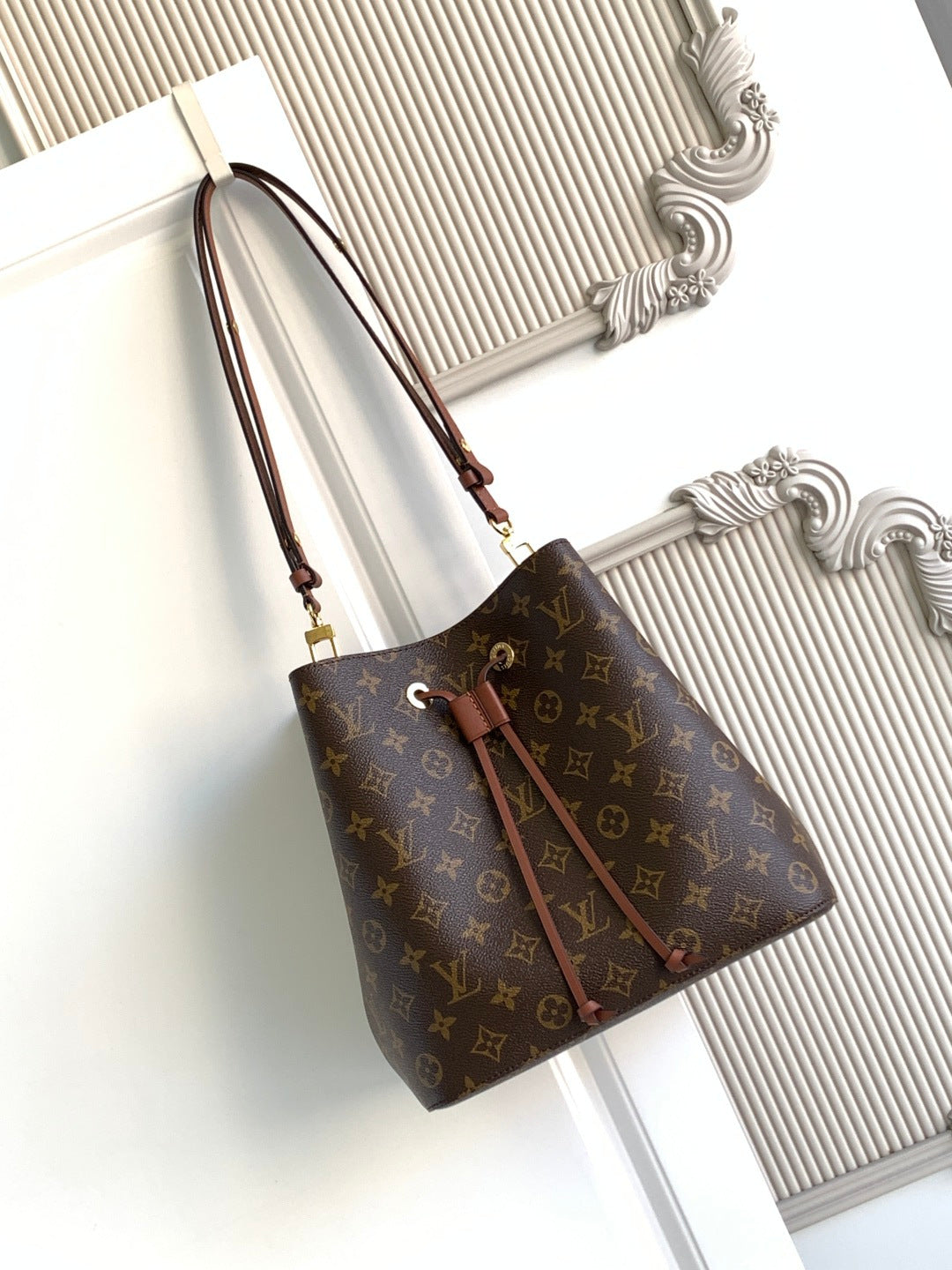 Top-tier Authentic-Grade Quality handbag Size: 26.0 x 26.0 x 17.5 cm