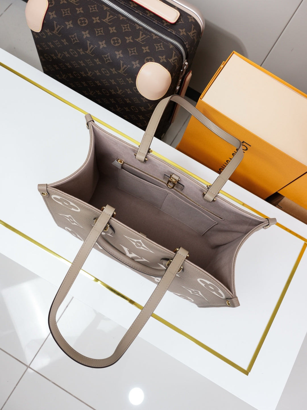 Top-tier Authentic-Grade Quality handbag Size:35.0 x 27.0 x 14.0 cm