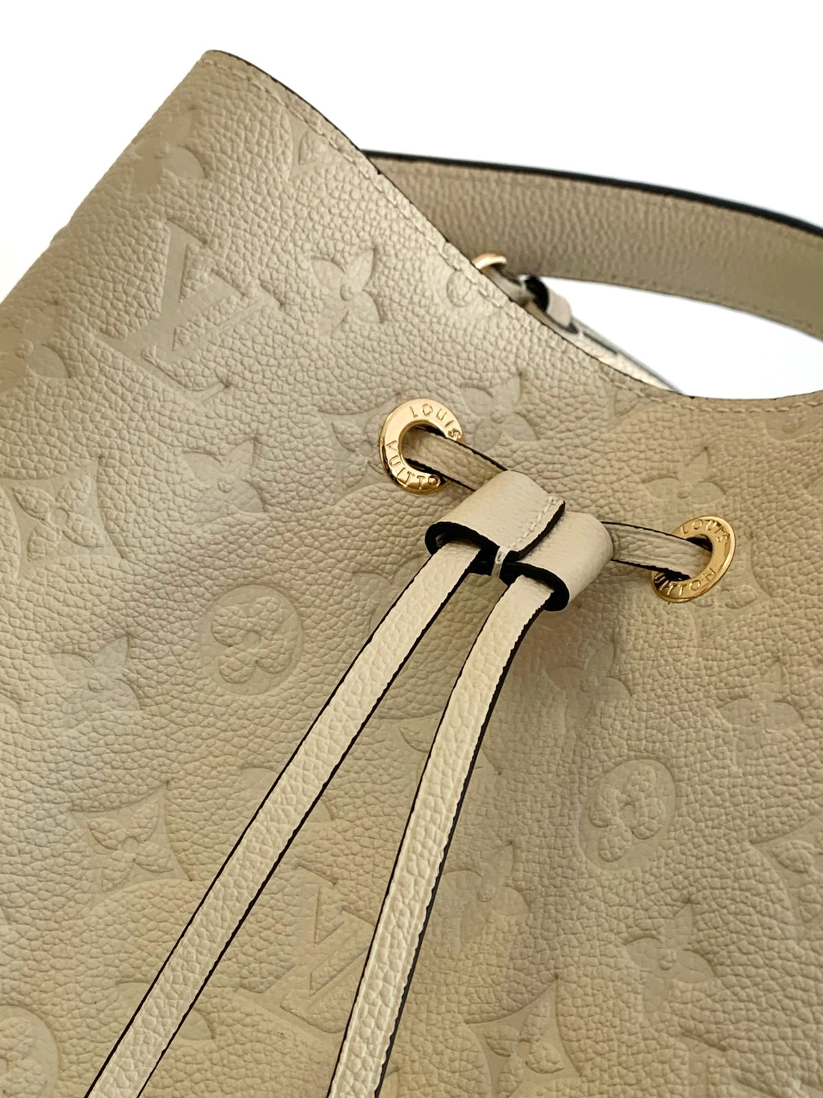 Top-tier Authentic-Grade Quality handbag Size: 26.0 x 26.0 x 17.5 cm