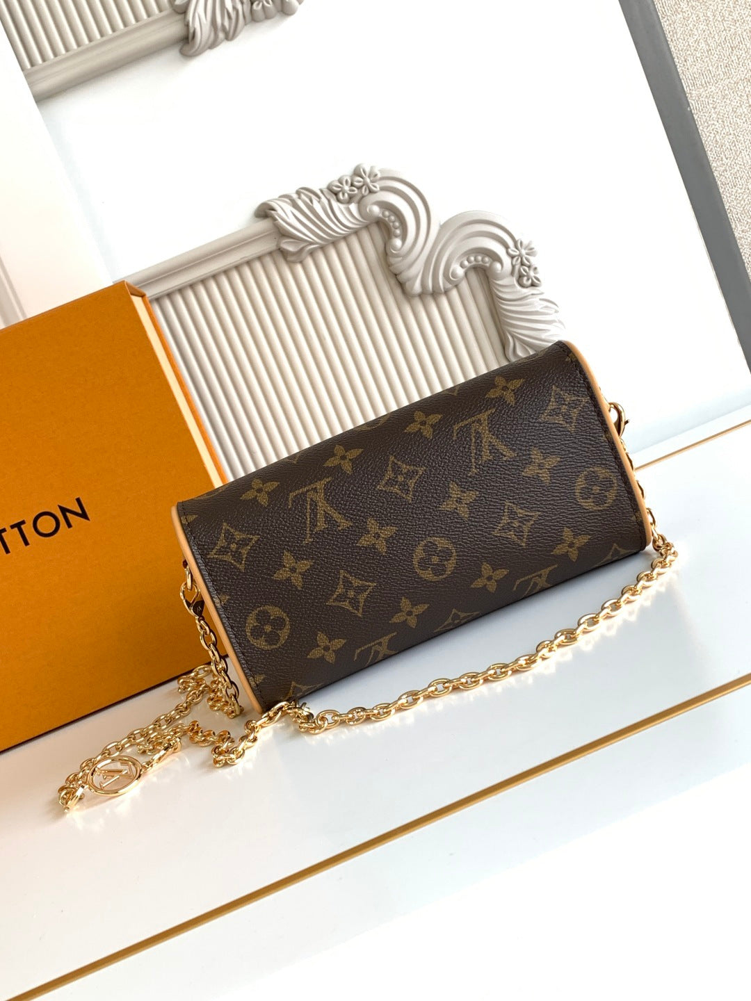 Top-tier Authentic-Grade Quality handbag Size: 20.5 x 11.0 x 6.0 cm