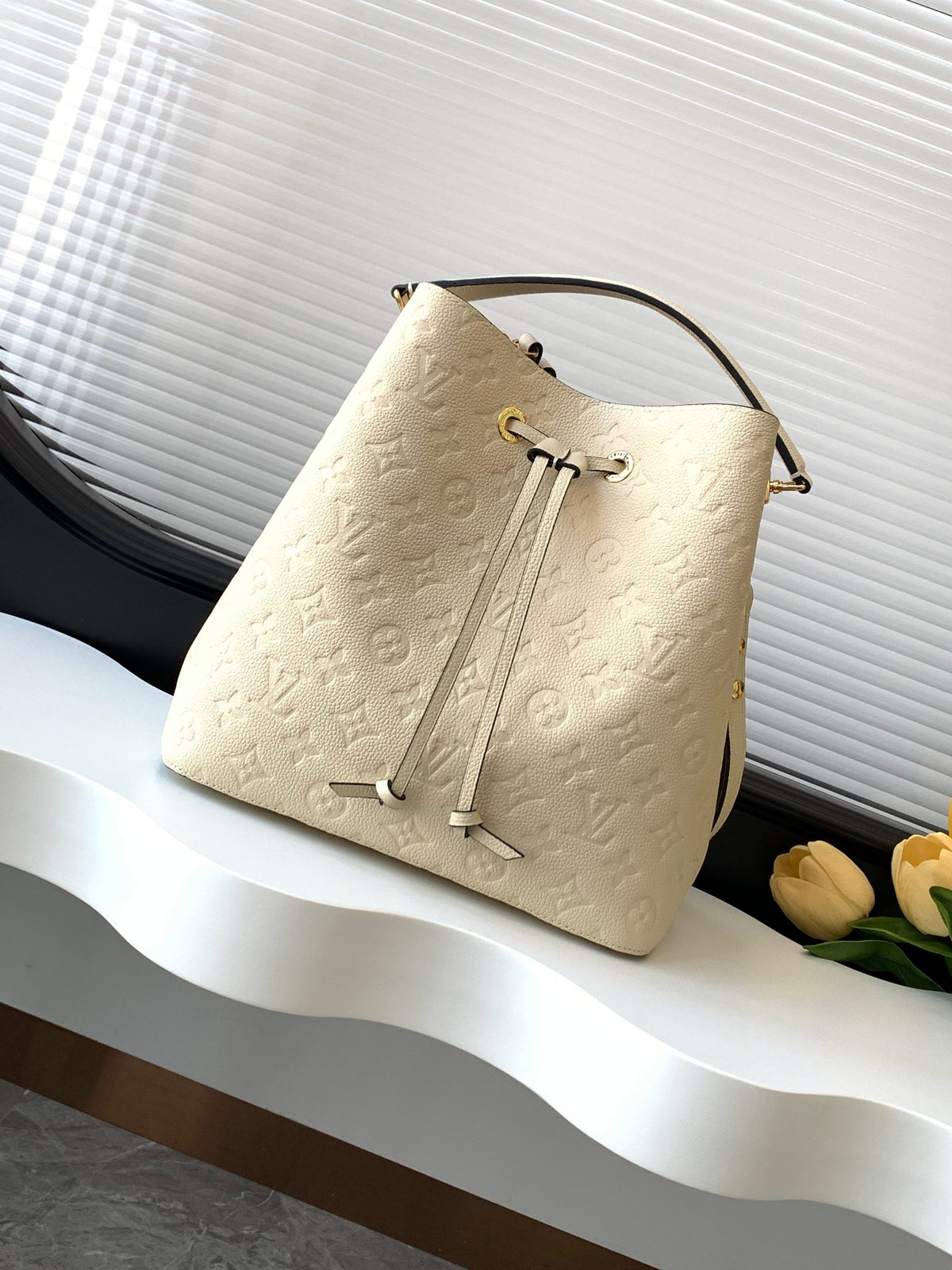 Top-tier Authentic-Grade Quality handbag Size: 26.0 x 26.0 x 17.5 cm