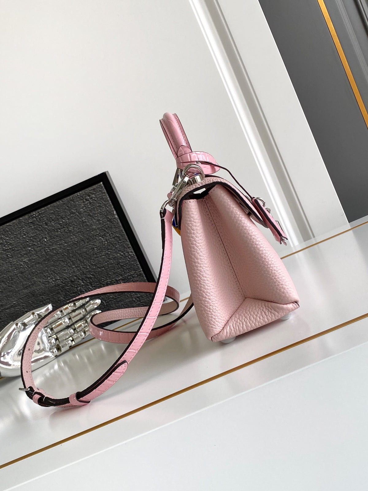 Top-tier Authentic-Grade Quality handbag Size:19×15×9cm