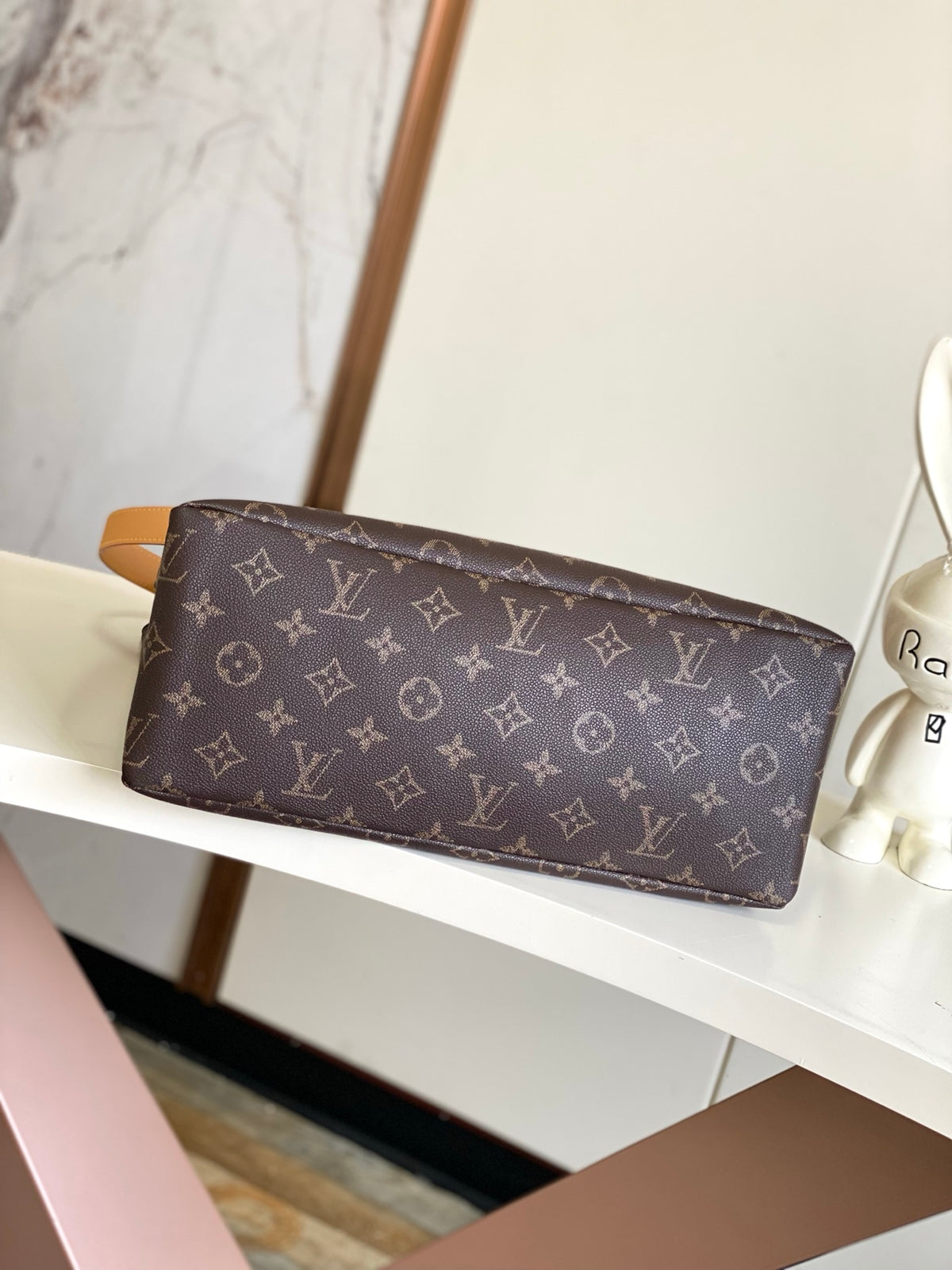 Top-tier Authentic-Grade Quality handbag Size: 32 x 16 x 40 cm