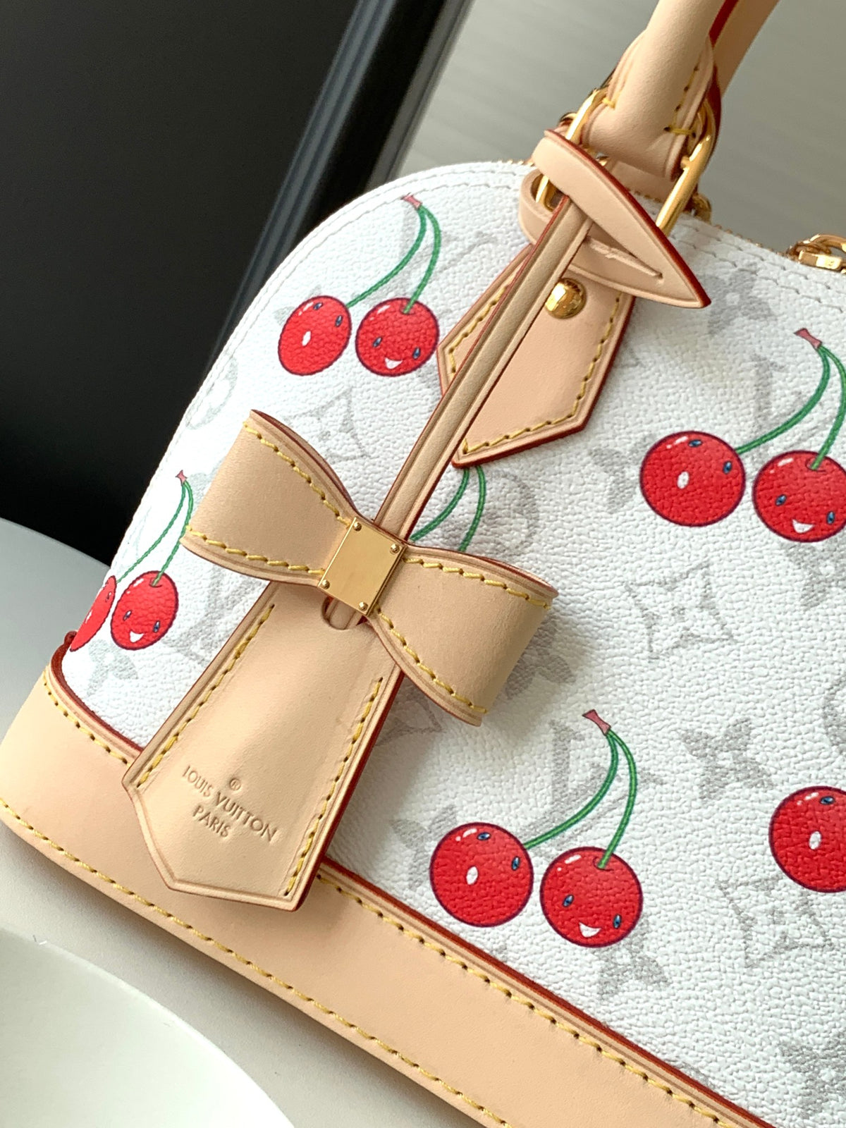 Top-tier Authentic-Grade Quality handbag Size: 23.5 x 17.5 x 11.5 cm