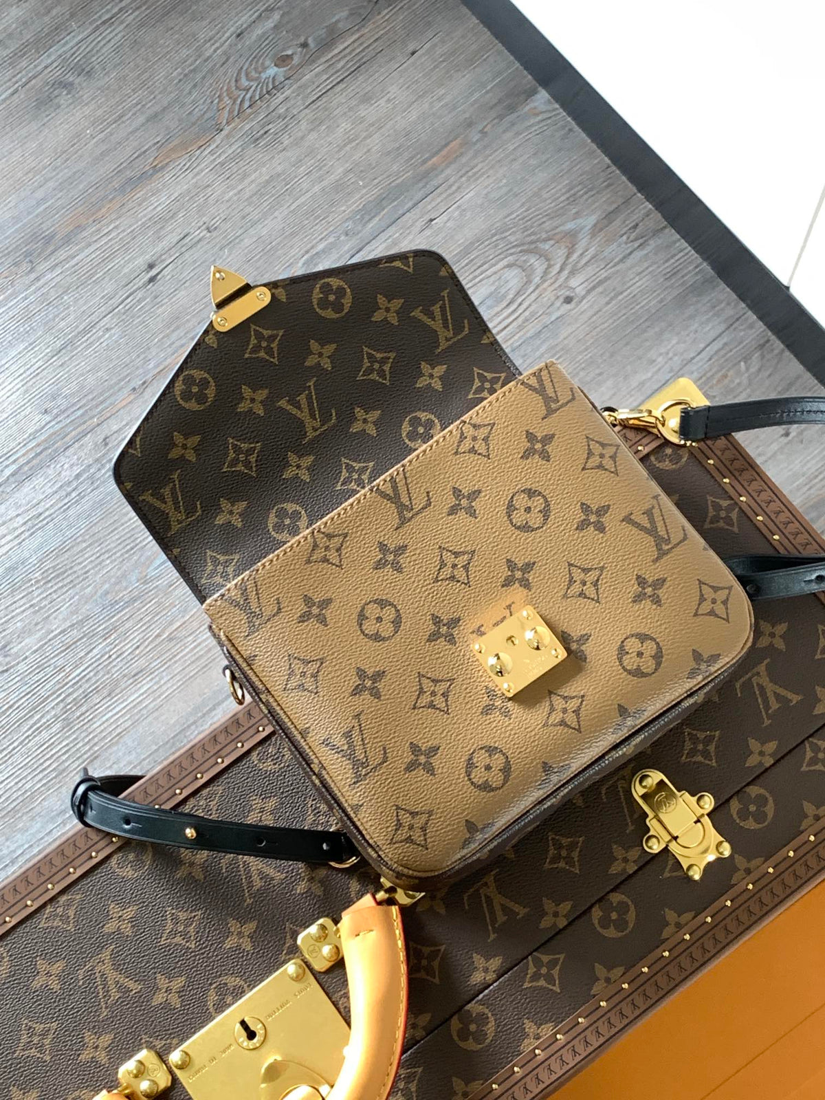 Top-tier Authentic-Grade Quality handbag Size: 20×17×7cm