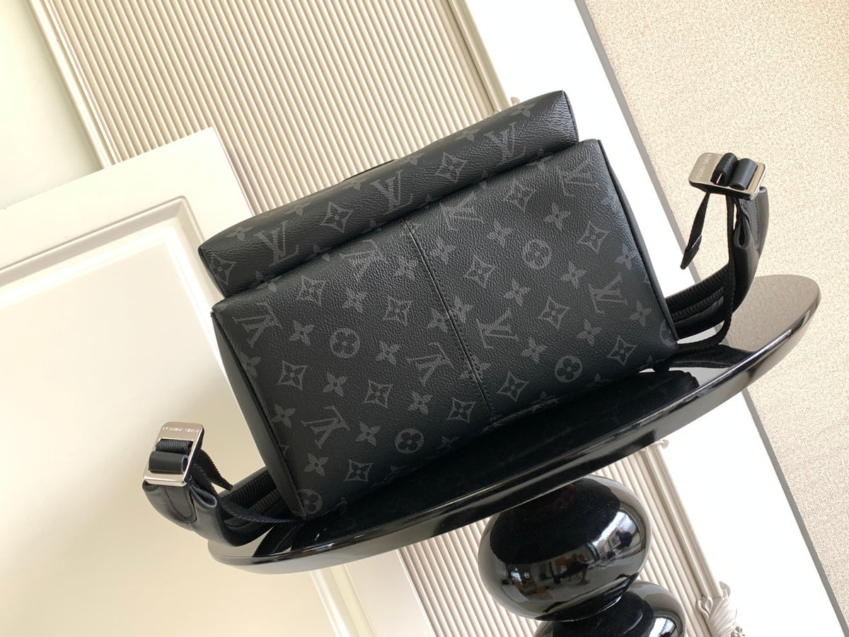 Top-tier Authentic-Grade Quality Black handbag Size: 𝟐𝟗.𝟎 𝐱 𝟑𝟖.𝟎 𝐱 𝟐𝟎.𝟎 cm
