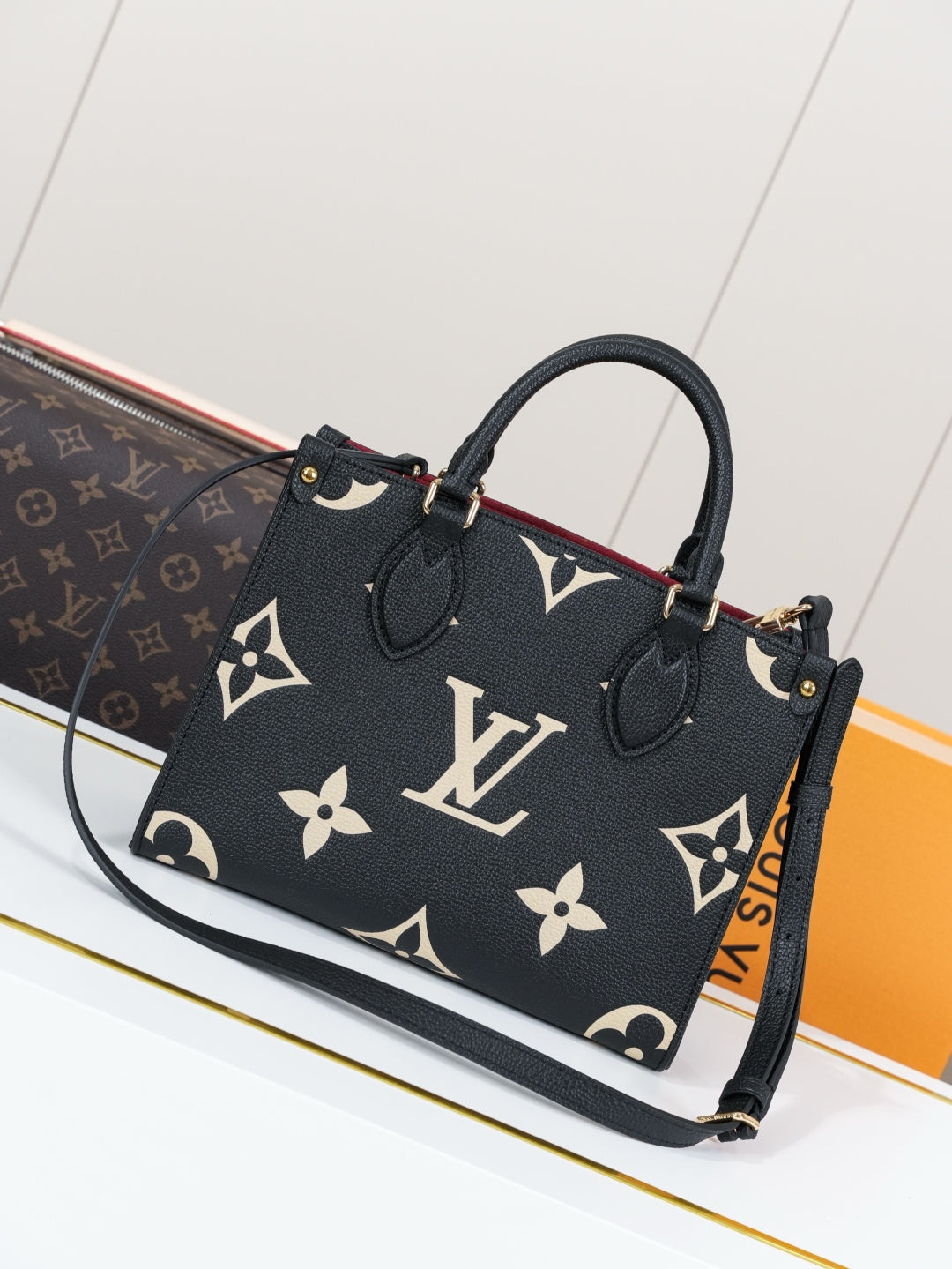 Top-tier Authentic-Grade Quality handbag Size:25.0 x 19.0 x 11.5 cm