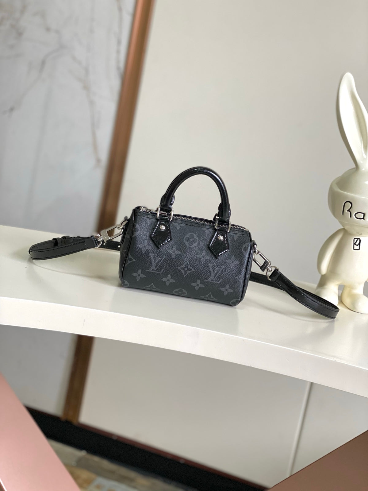Top-tier Authentic-Grade Quality handbag Size: 10 x 7.5 x 16 cm