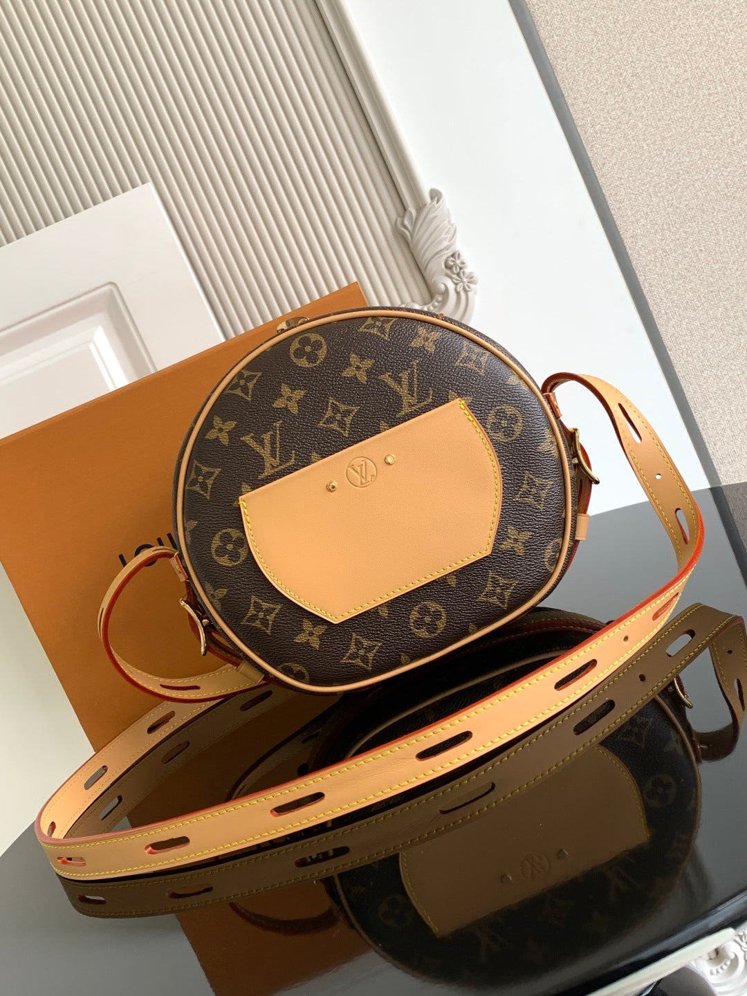 Top-tier Authentic-Grade Quality handbag Size: 20.0 x 22.5 x 8.0 cm