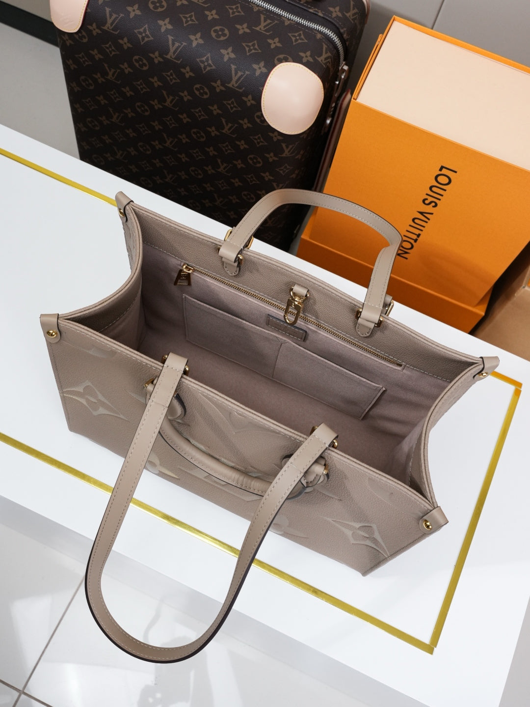 Top-tier Authentic-Grade Quality handbag Size:35.0 x 27.0 x 14.0 cm
