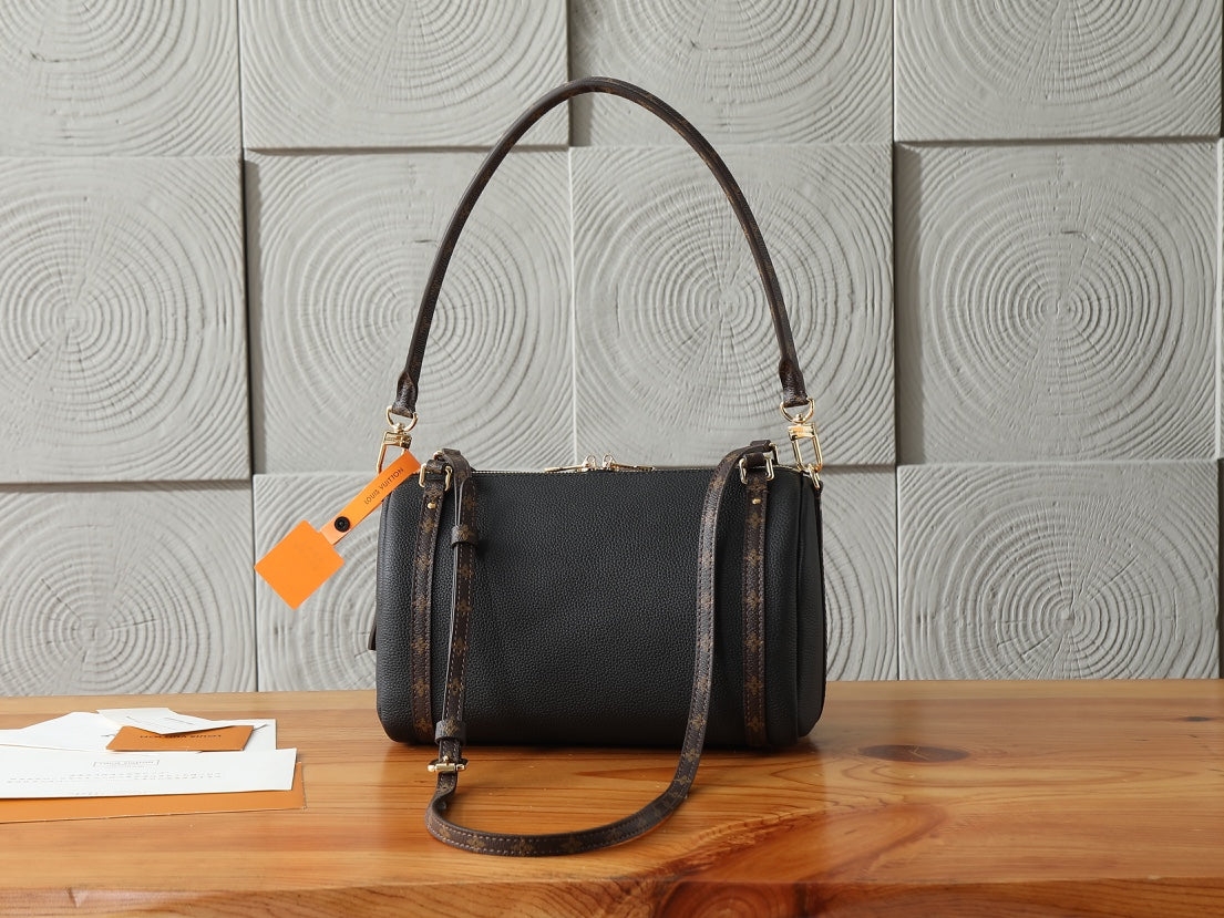 Top-tier Authentic-Grade Quality handbag Size: 17 x 13.5 x 26 cm