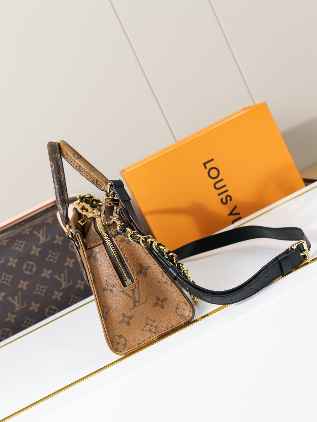 Top-tier Authentic-Grade Quality handbag Size:25.0 x 13.0 x 10.0 cm