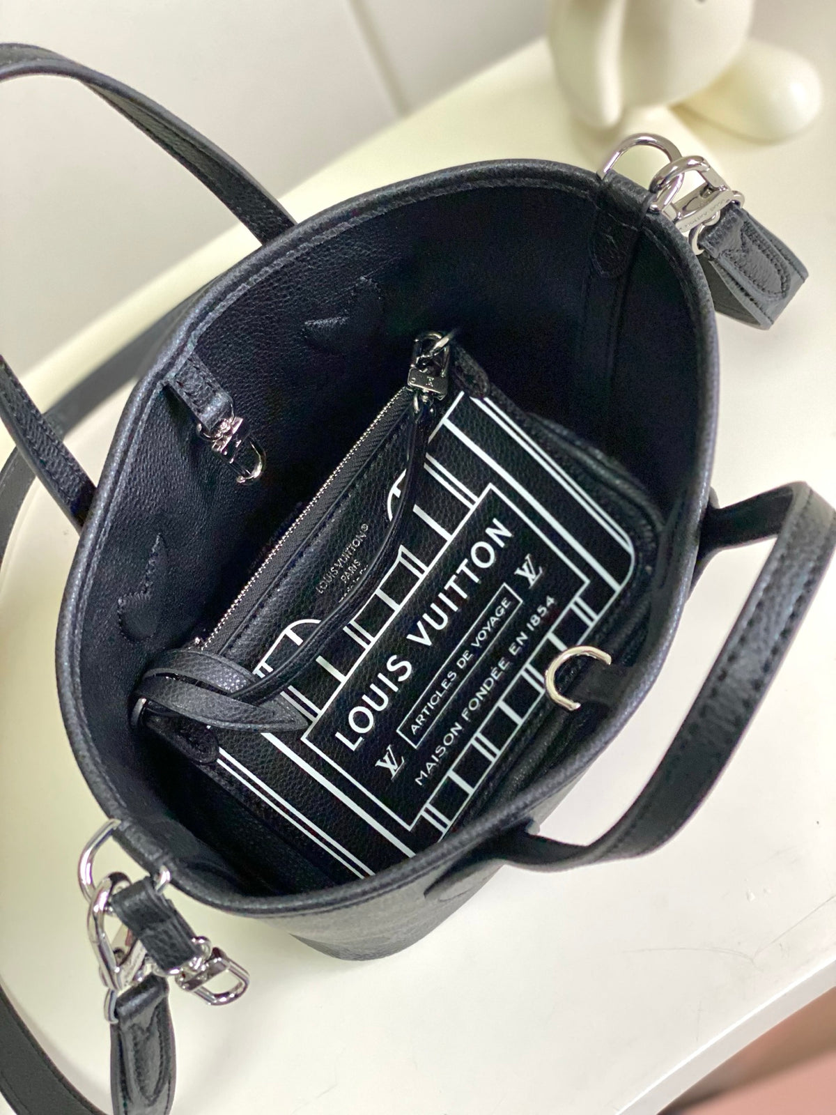Top-tier Authentic-Grade Quality handbag Size: 26.5 x 16.5 x 11 cm