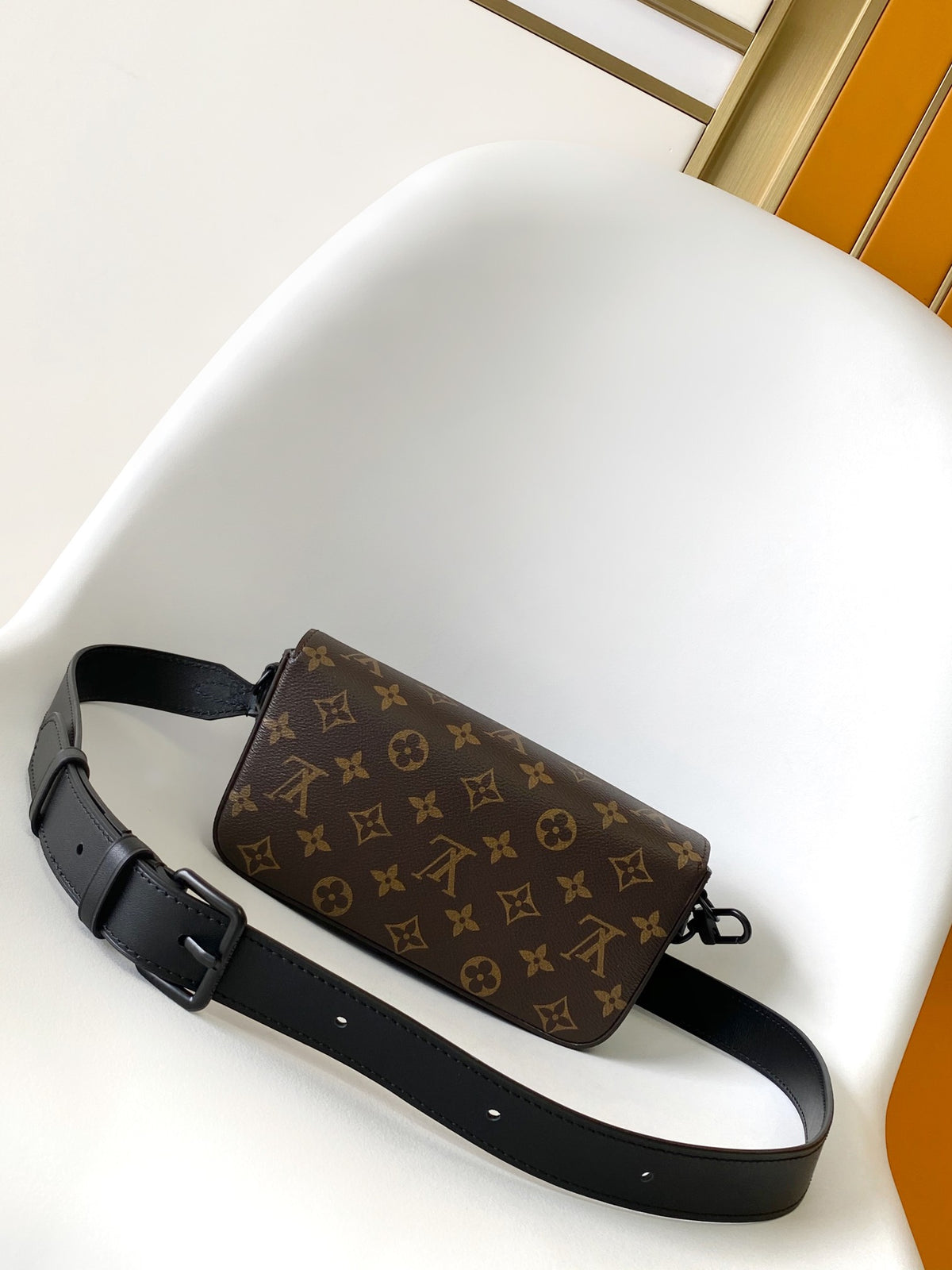 Top-tier Authentic-Grade Quality handbag Size: 22 x 12 x 6 cm