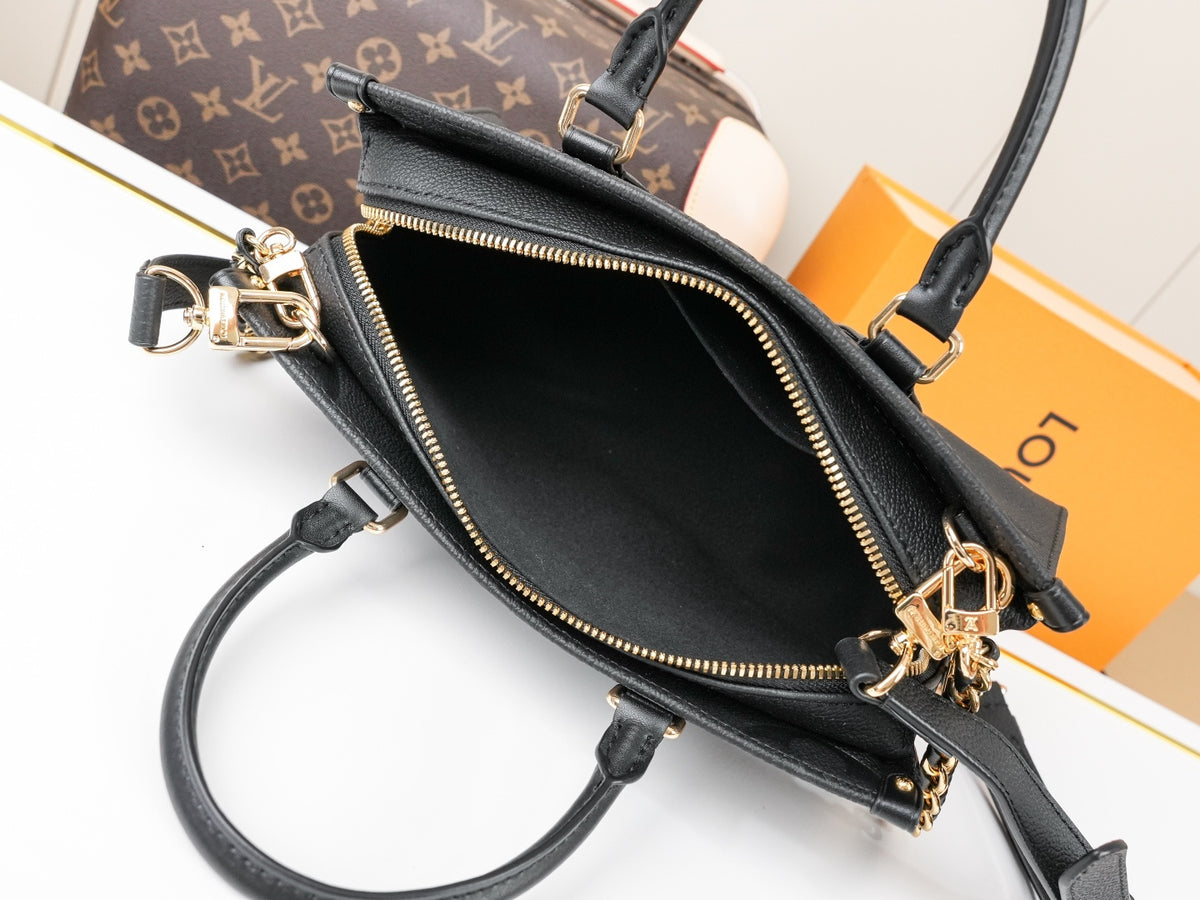 Top-tier Authentic-Grade Quality handbag Size:25.0 x 13.0 x 10.0 cm