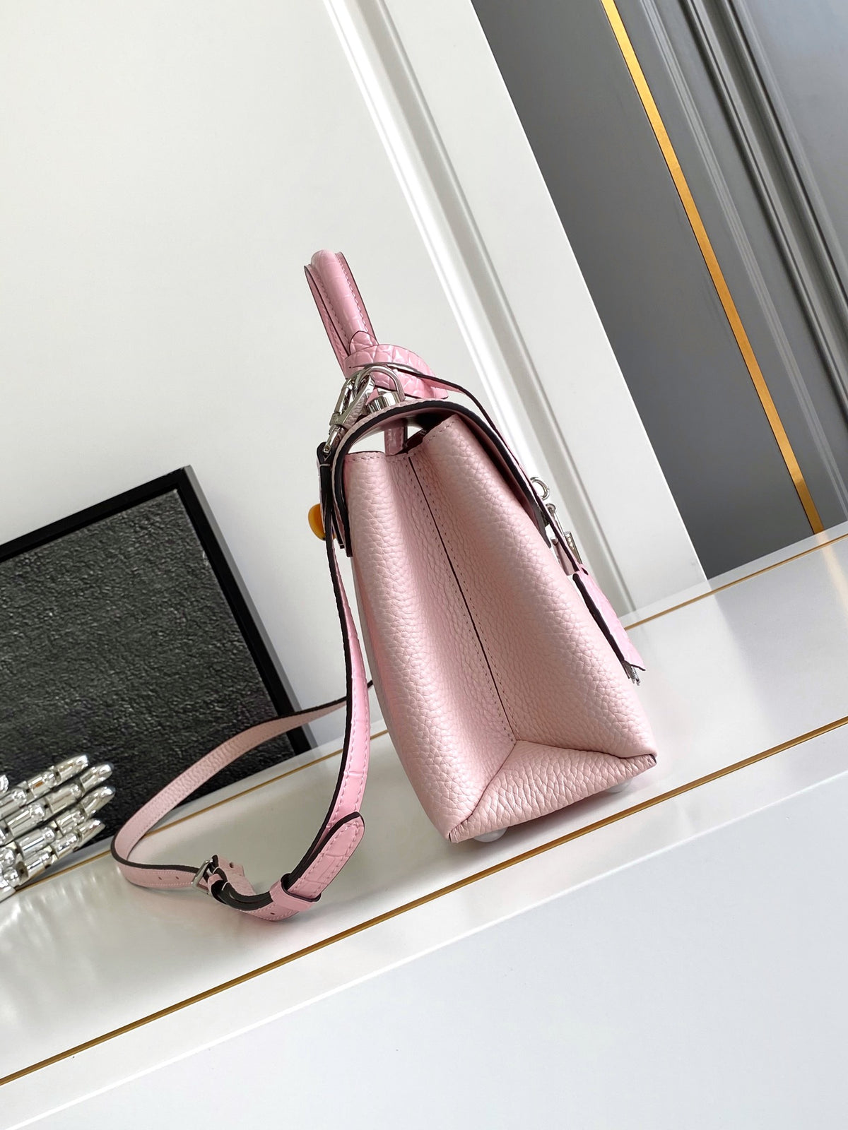 Top-tier Authentic-Grade Quality handbag Size:27×18×9cm