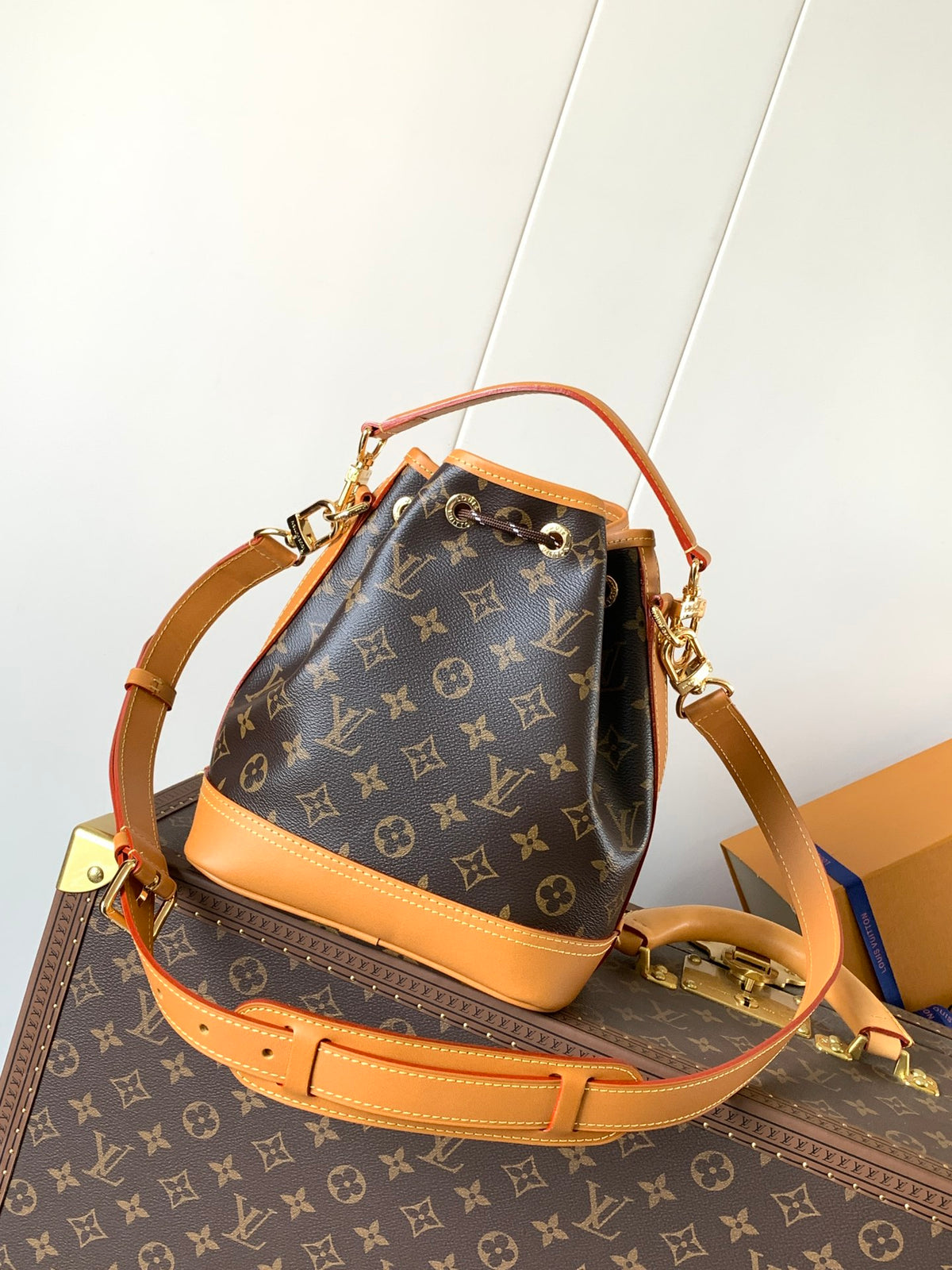 Top-tier Authentic-Grade Quality handbag Size: 24 x 16 x 22 cm