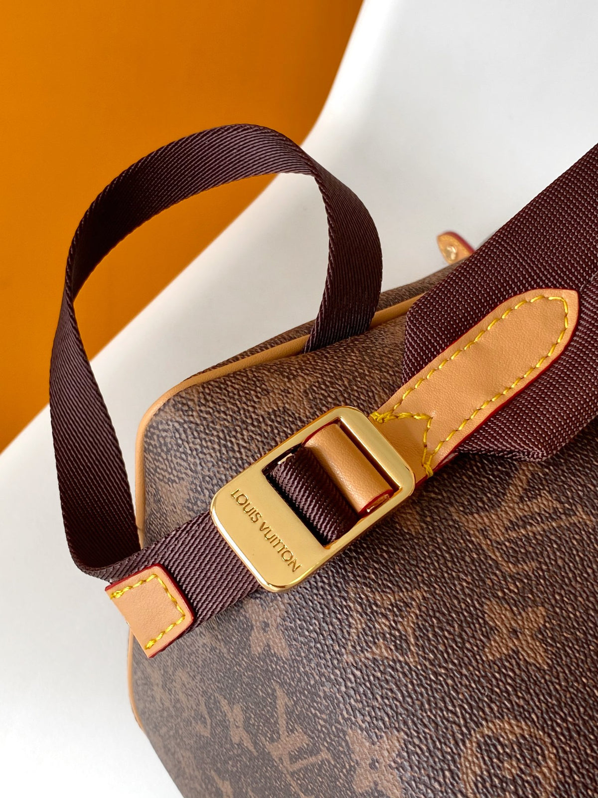 Top-tier Authentic-Grade Quality handbag Size: 32 x 40 x 19 cm