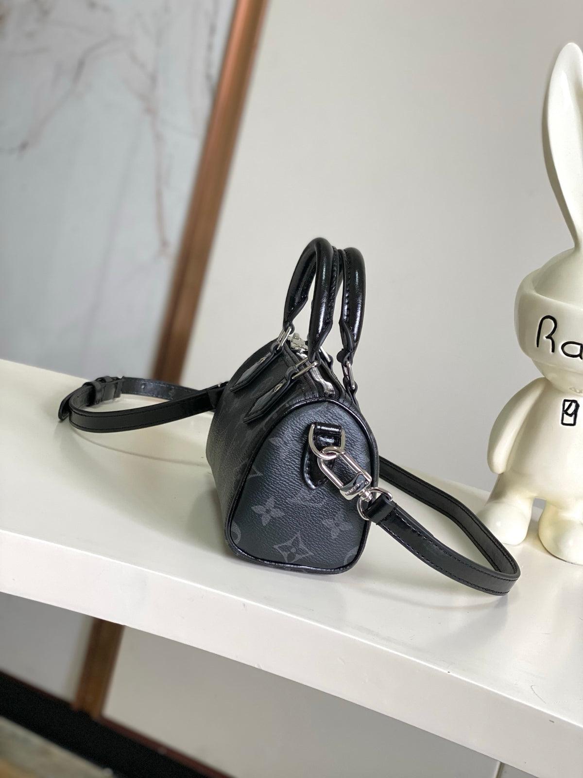 Top-tier Authentic-Grade Quality handbag Size: 10 x 7.5 x 16 cm