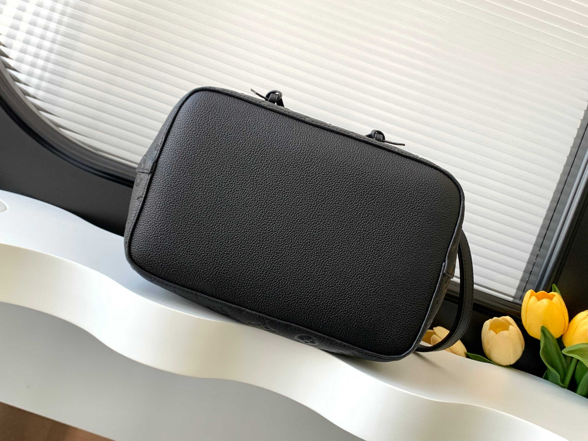 Top-tier Authentic-Grade Quality handbag Size: 26.0 x 26.0 x 17.5 cm