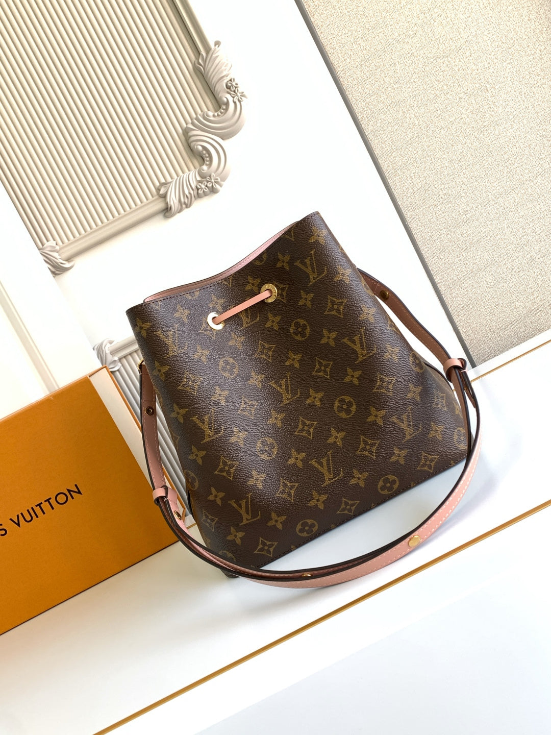 Top-tier Authentic-Grade Quality handbag Size: 26.0 x 26.0 x 17.5 cm