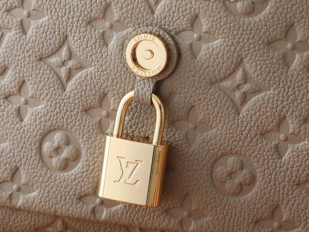 Top-tier Authentic-Grade Quality handbag Size: 18.5 x 9.5 x 29.5 cm