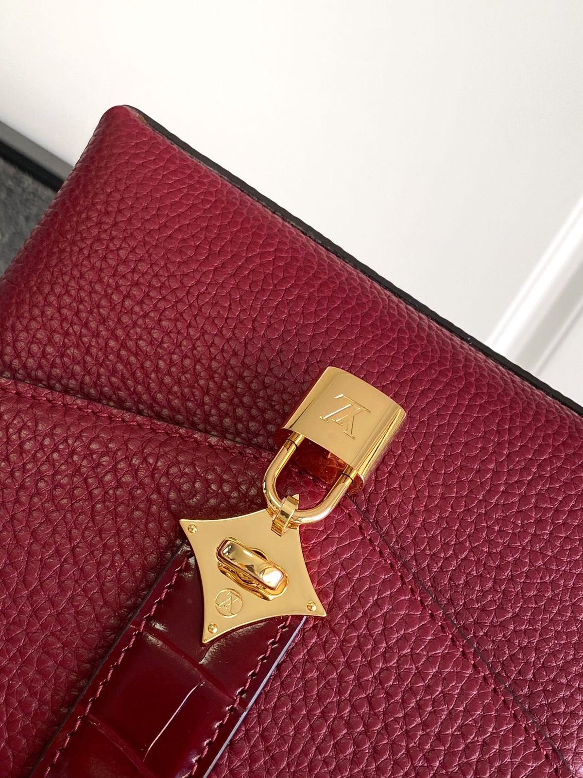 Top-tier Authentic-Grade Quality handbag Size: 19×15×9cm