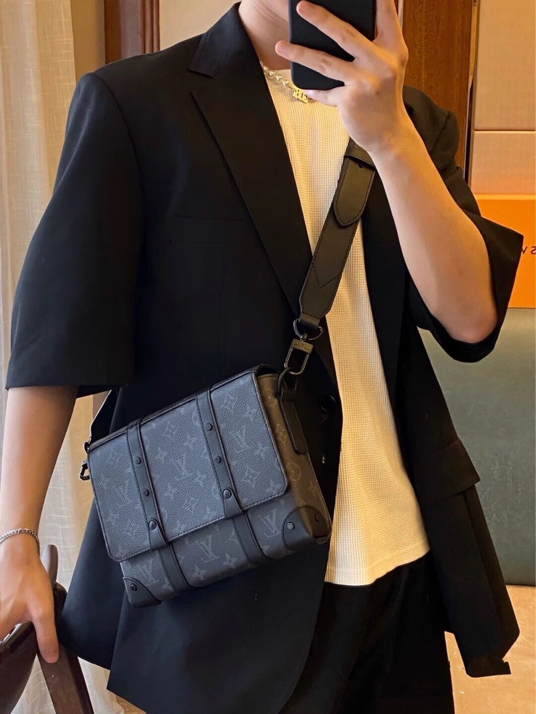 Top-tier Authentic-Grade Quality handbag Size: 24 x 18 x 5.5 cm