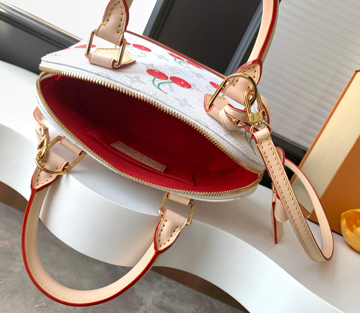 Top-tier Authentic-Grade Quality handbag Size: 23.5 x 17.5 x 11.5 cm