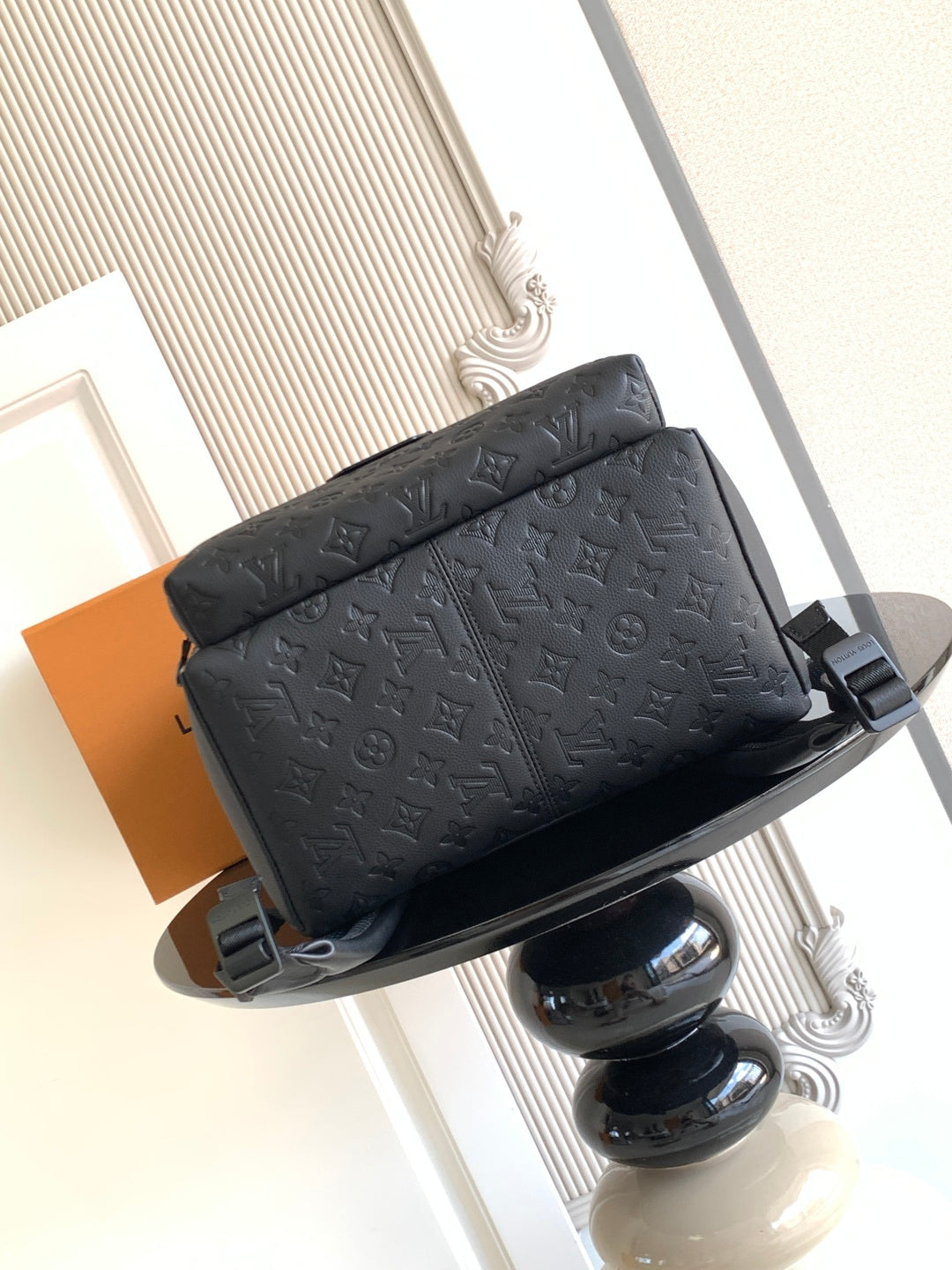 Top-tier Authentic-Grade Quality Black handbag Size: 𝟐𝟗.𝟎 𝐱 𝟑𝟖.𝟎 𝐱 𝟐𝟎.𝟎 cm