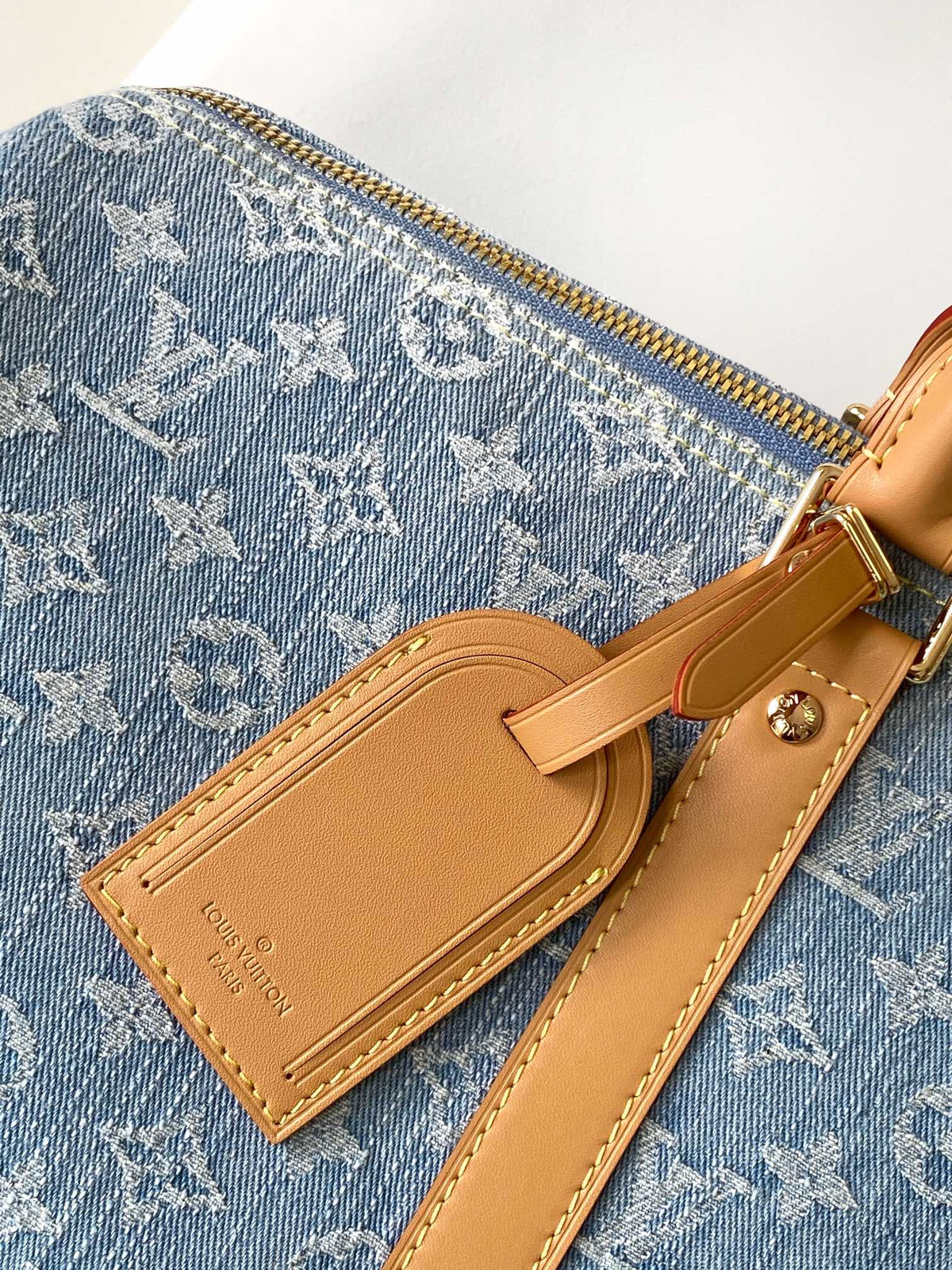 Top-tier Authentic-Grade Quality handbag Size: 45 × 27 × 20 cm
