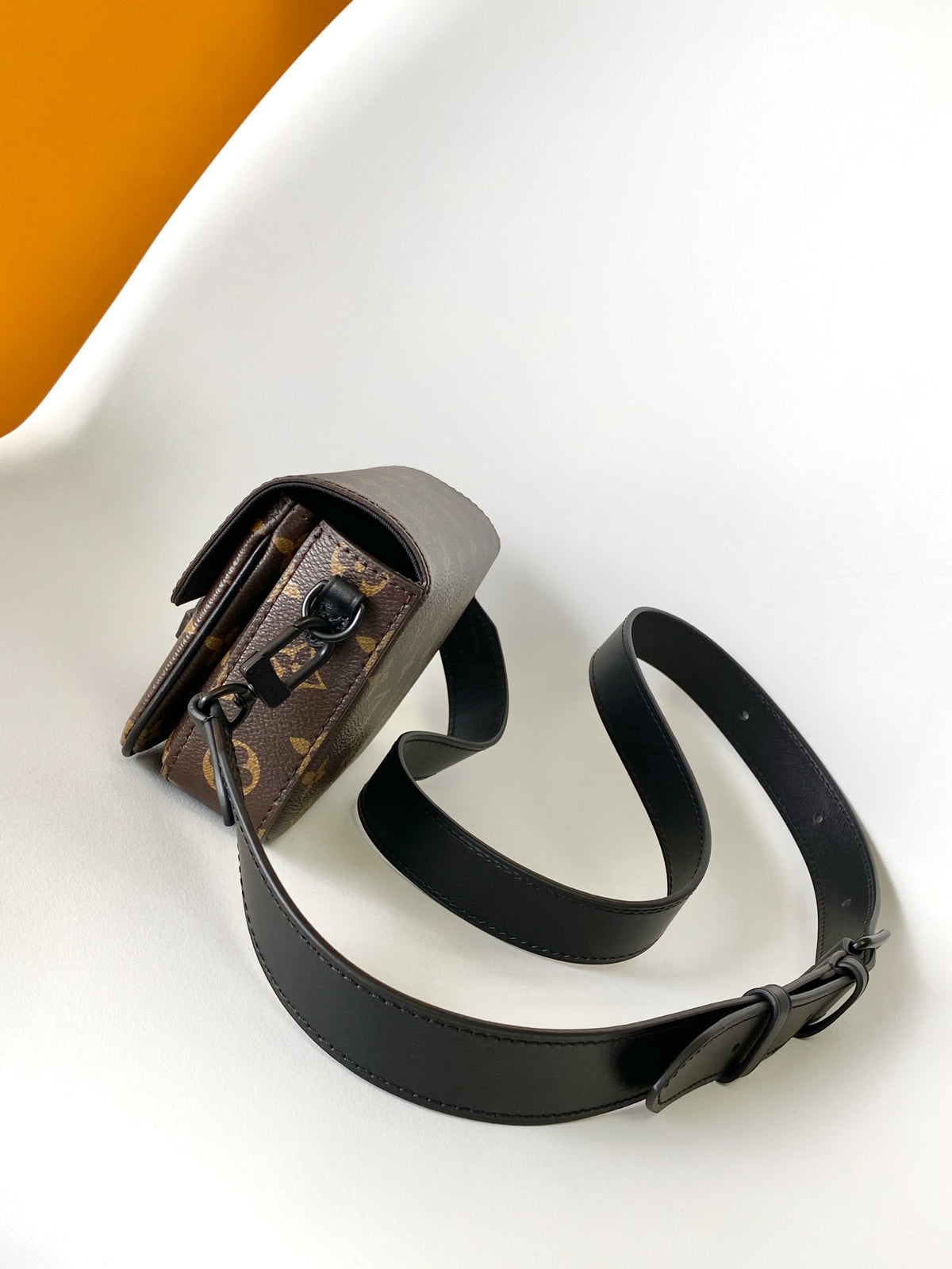 Top-tier Authentic-Grade Quality handbag Size: 22 x 12 x 6 cm