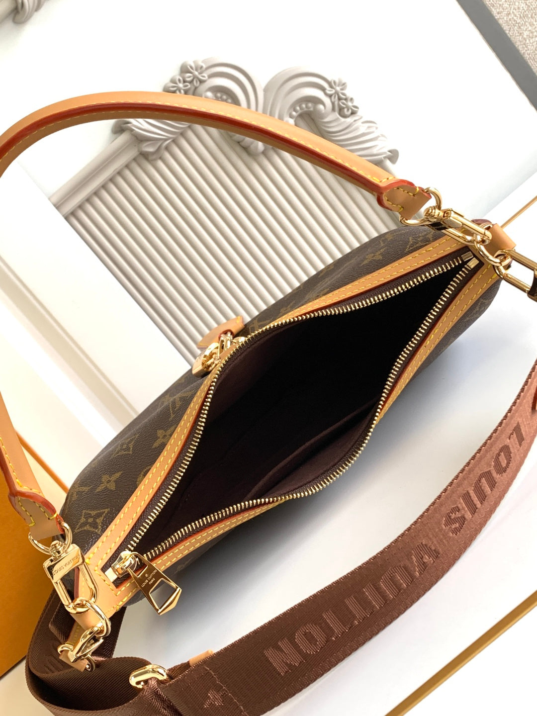 Top-tier Authentic-Grade Quality handbag Size: 28.0 x 15.0 x 7.0 cm