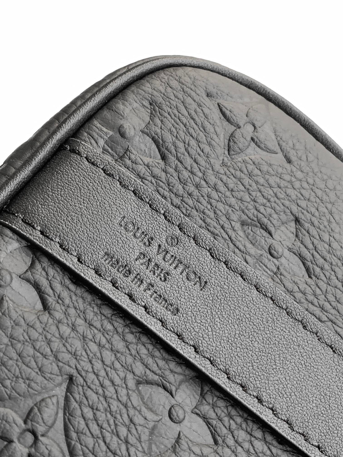 Top-tier Authentic-Grade Quality handbag Size: 25 x 15 x 11 cm