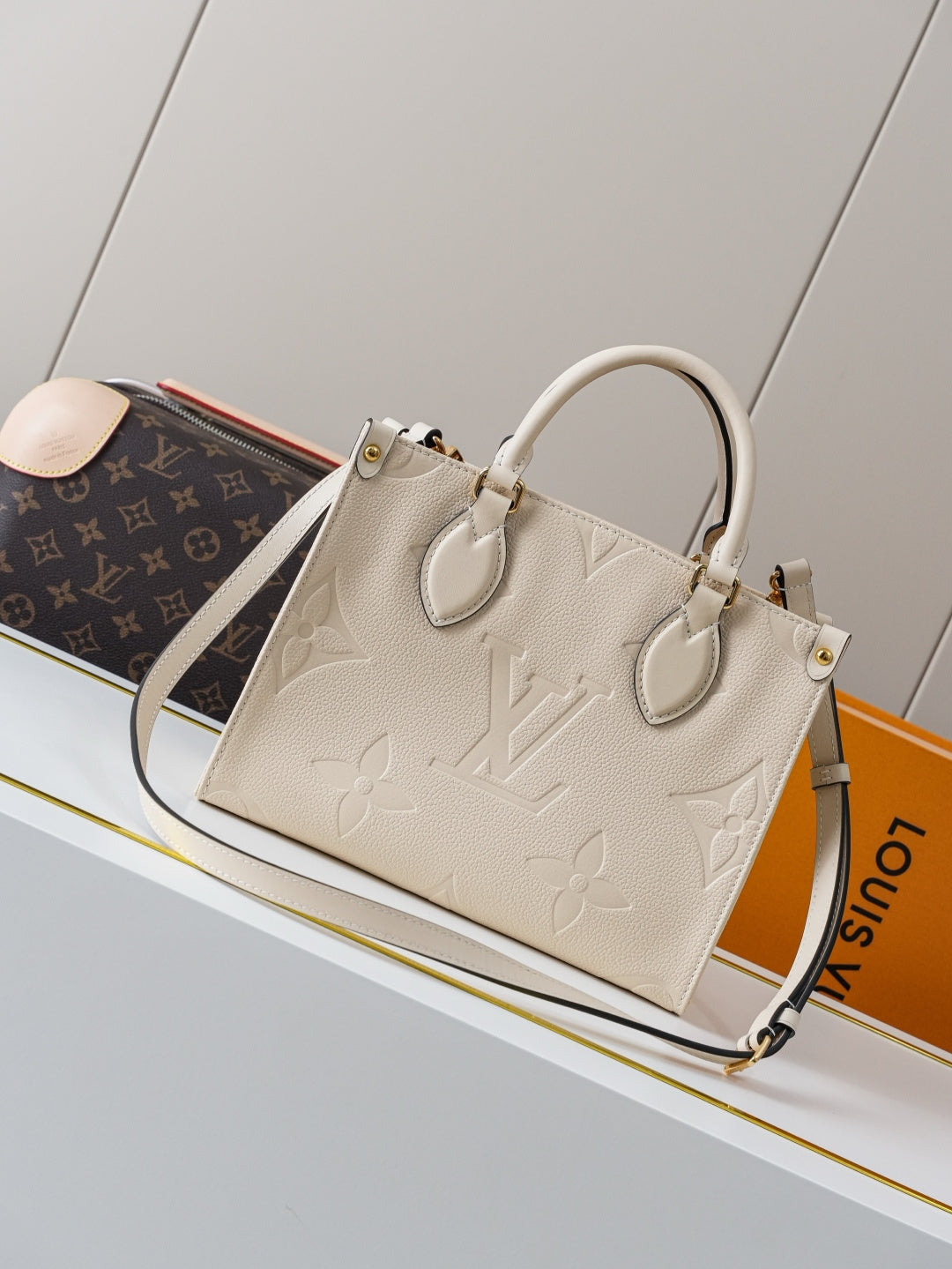 Top-tier Authentic-Grade Quality handbag Size:25.0 x 19.0 x 11.5 cm