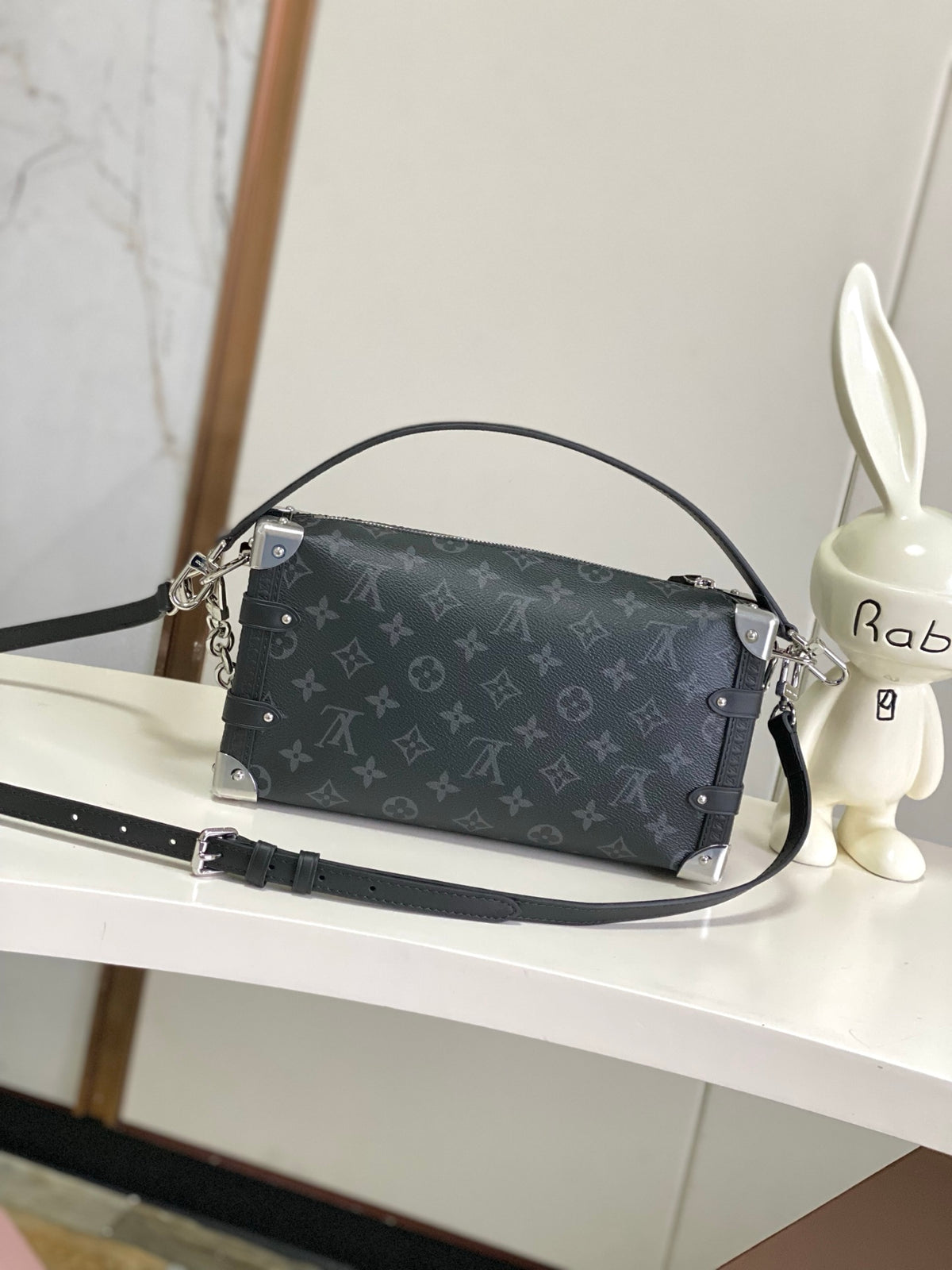 Top-tier Authentic-Grade Quality handbag Size: 15 x 7 x 28 cm