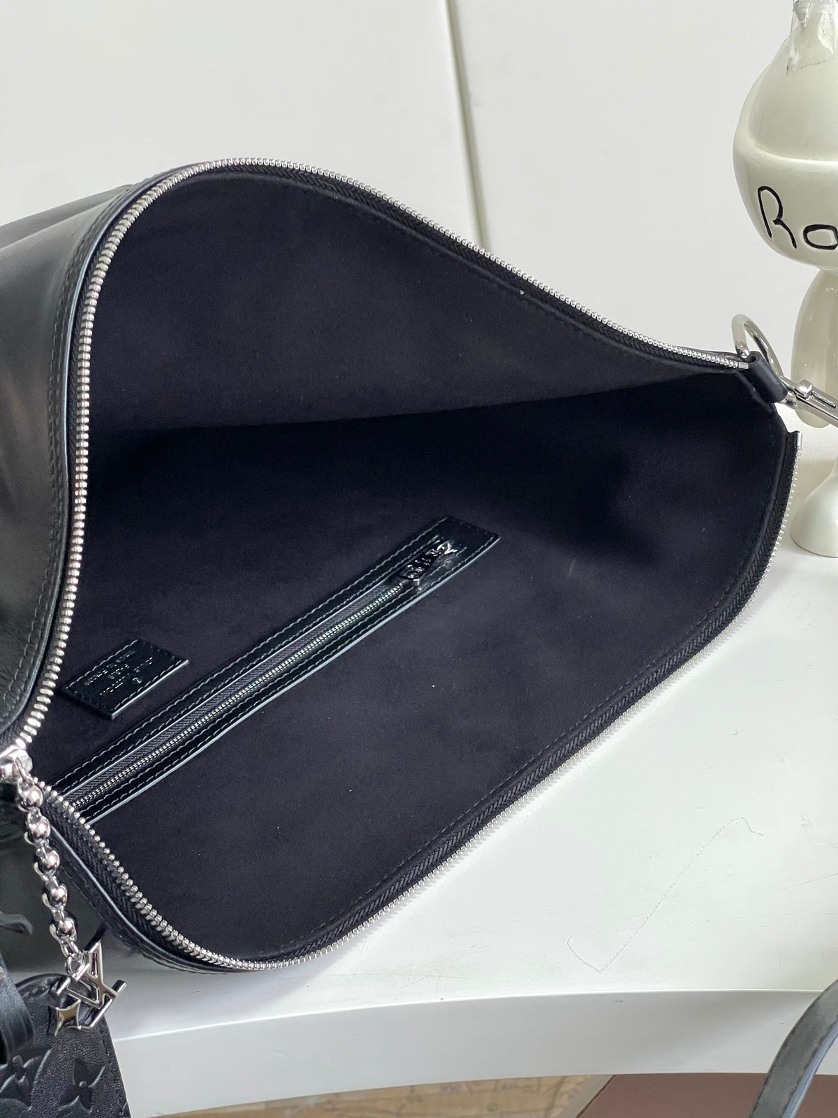Top-tier Authentic-Grade Quality handbag Size: 48 x 36 x 12 cm