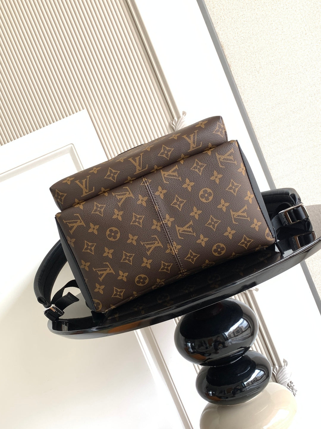 Top-tier Authentic-Grade Quality Brown handbag Size: 𝟐𝟗.𝟎 𝐱 𝟑𝟖.𝟎 𝐱 𝟐𝟎.𝟎 cm