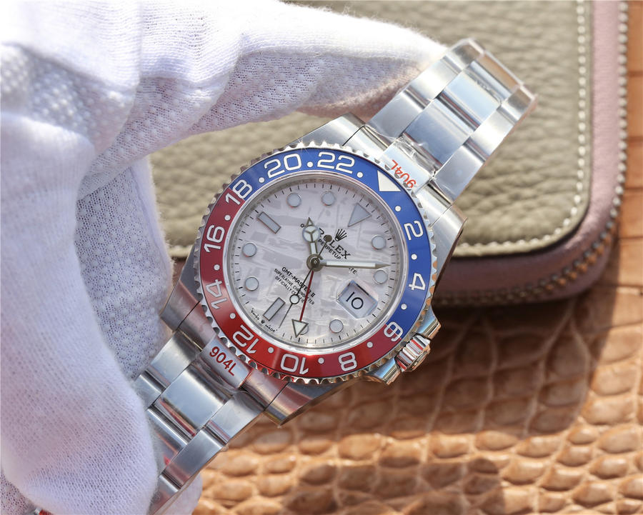 Replica Automatic Watch for Men GMT Master m126719blro-0002 40MM Dial