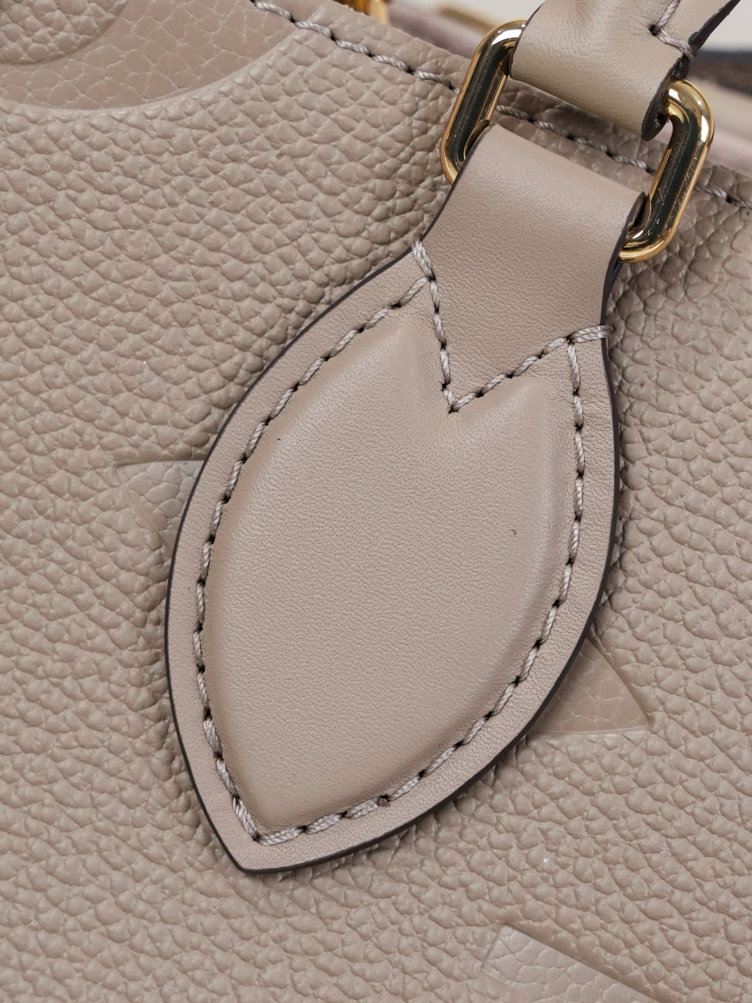 Top-tier Authentic-Grade Quality handbag Size:25.0 x 19.0 x 11.5 cm