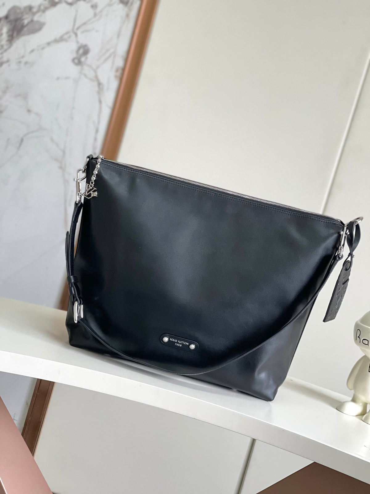 Top-tier Authentic-Grade Quality handbag Size: 48 x 36 x 12 cm