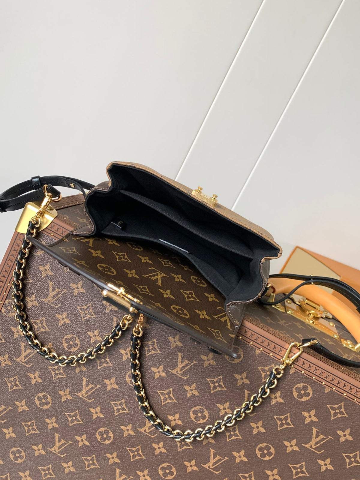 Top-tier Authentic-Grade Quality handbag Size: 20×17×7cm