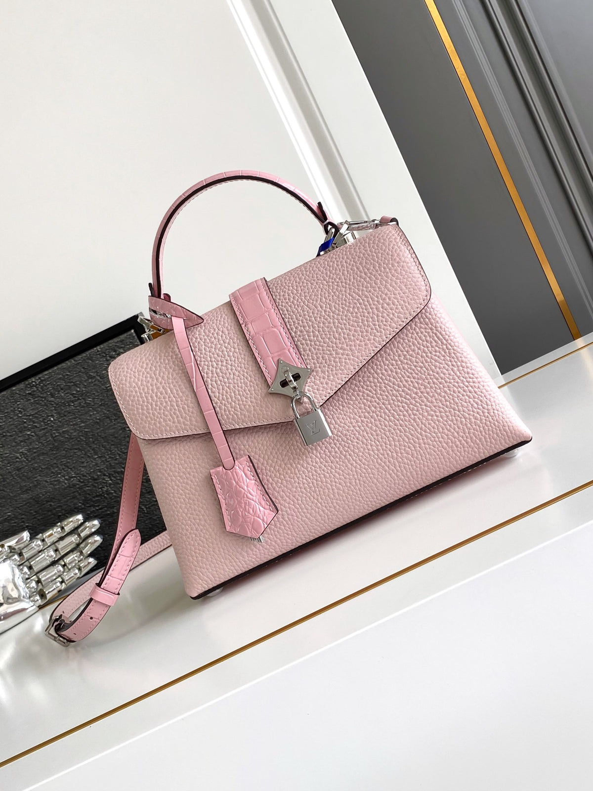 Top-tier Authentic-Grade Quality handbag Size:27×18×9cm