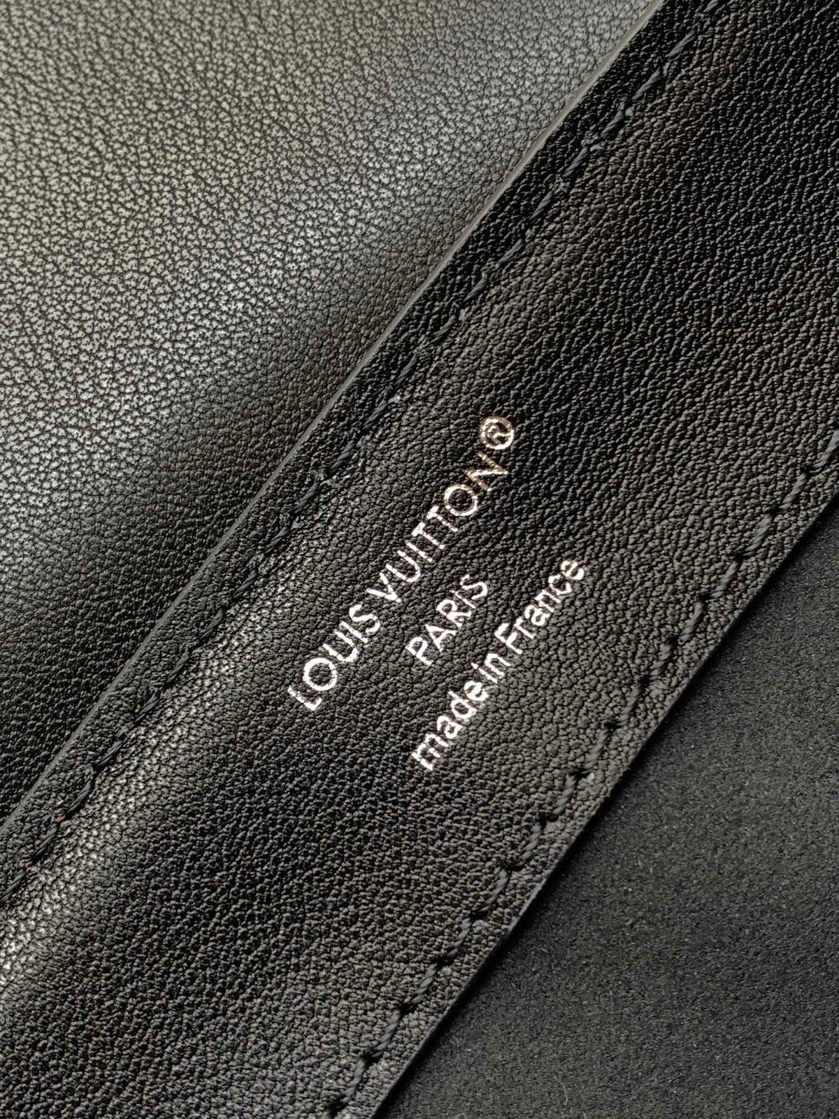 Top-tier Authentic-Grade Quality handbag Size: 17 x 9 x 24 cm
